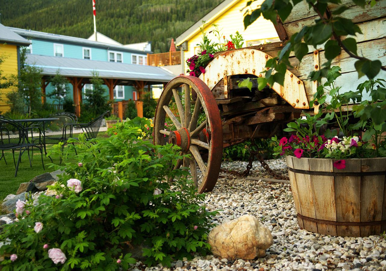 Westmark Inn Dawson City Eksteriør billede